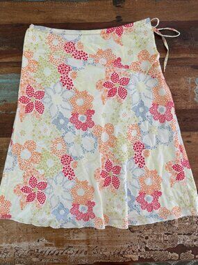 DKNY Jeans A Line Dotted Floral Skirt Size‎ 2